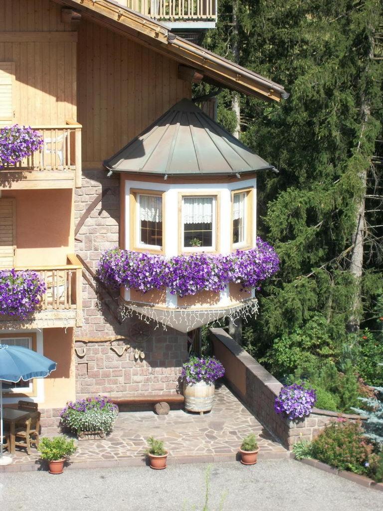 Hotel Vallechiara モエナ エクステリア 写真